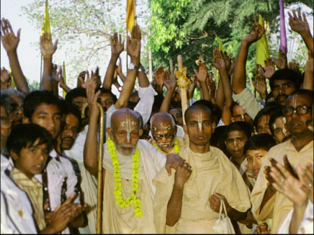 Srimad Bhakti Promode Puri Goswami Maharaj fondatore della Sri Gopinath Gaudiya Math Vrindavan AD 1898 - 1999